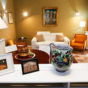  Apartamento Con Terrazzino Al Pantheon Italia